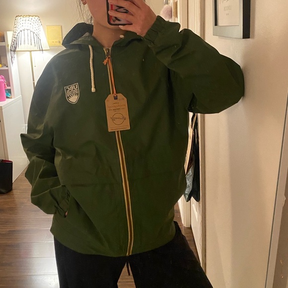Green UBC Logo Raincoat Sz S - Picture 2 of 6